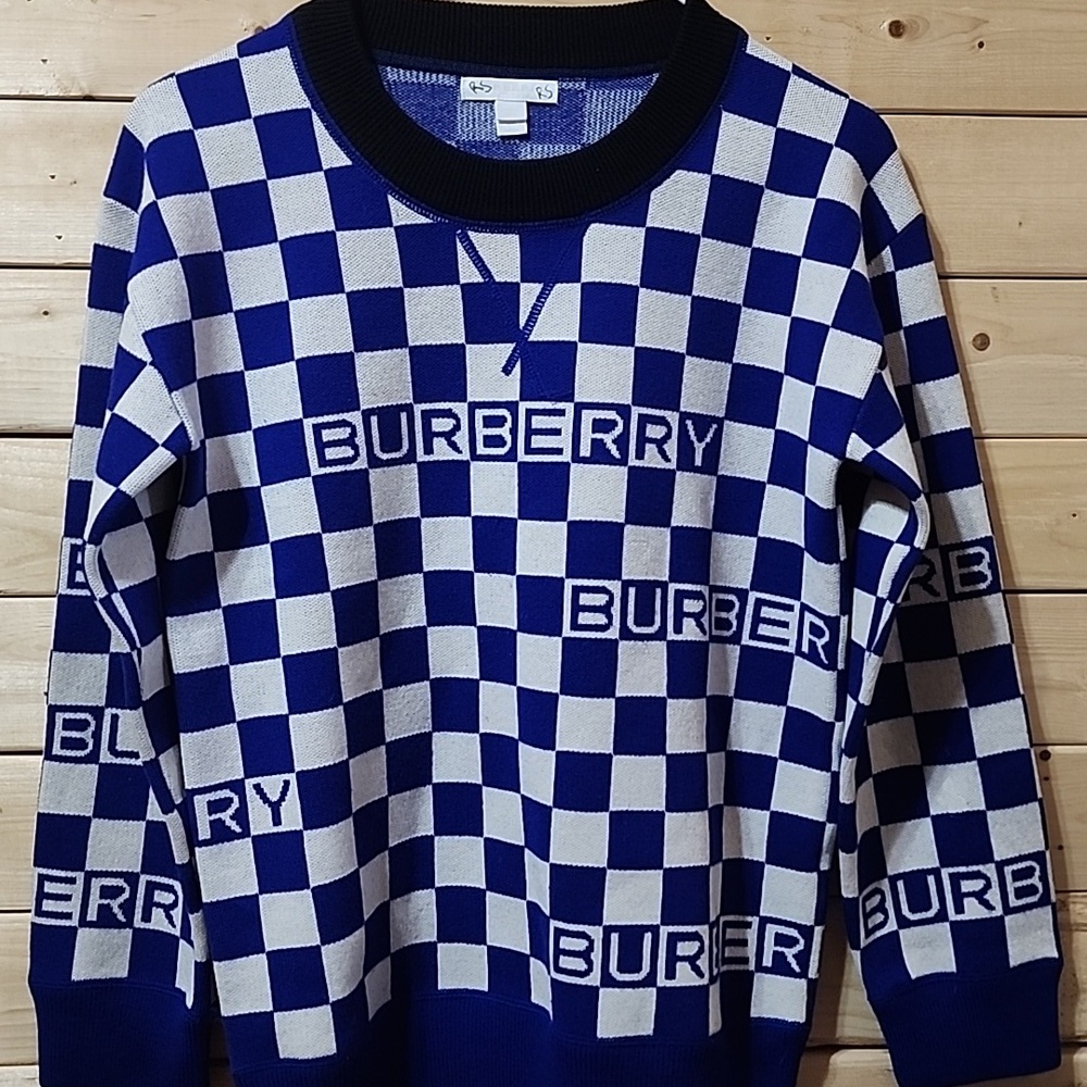 Burberry Merino Wool checkered print sweater Childrens Large
